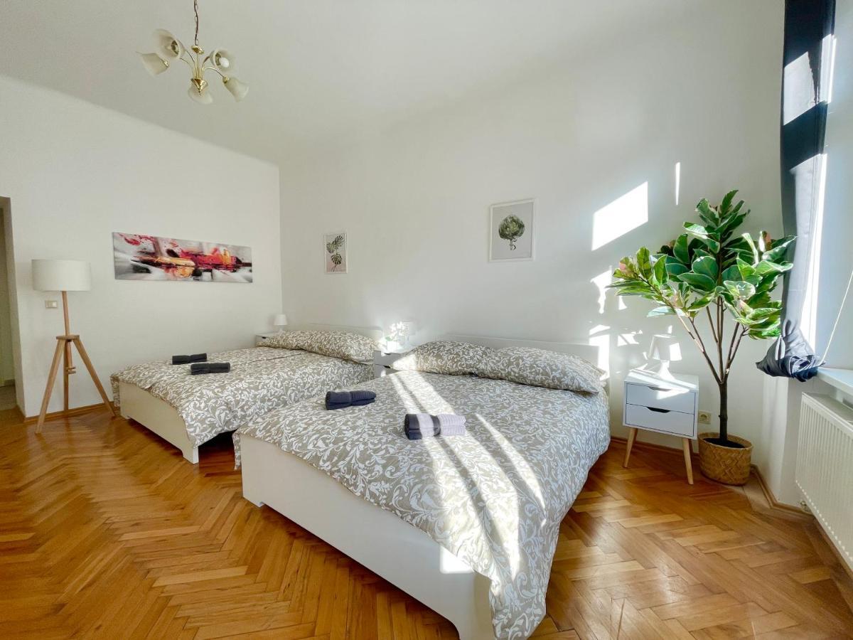 Sunny & Calm 45 M2 * Viena